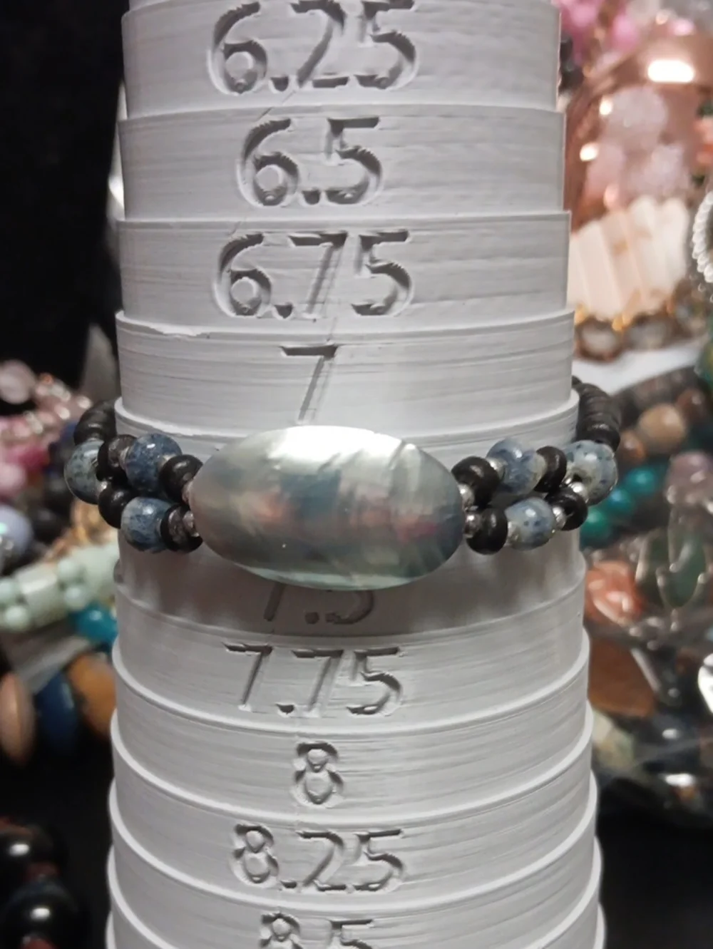 Shell Bracelet with Silver Clasp 7.25 Inch